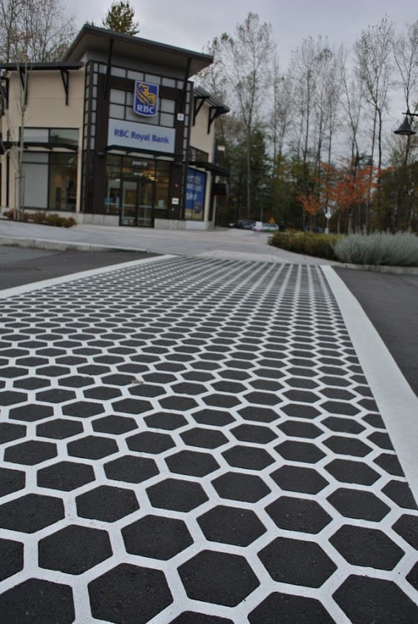 Commercial Spaces surface systems by HUB — Canadian installation — installation photo 4