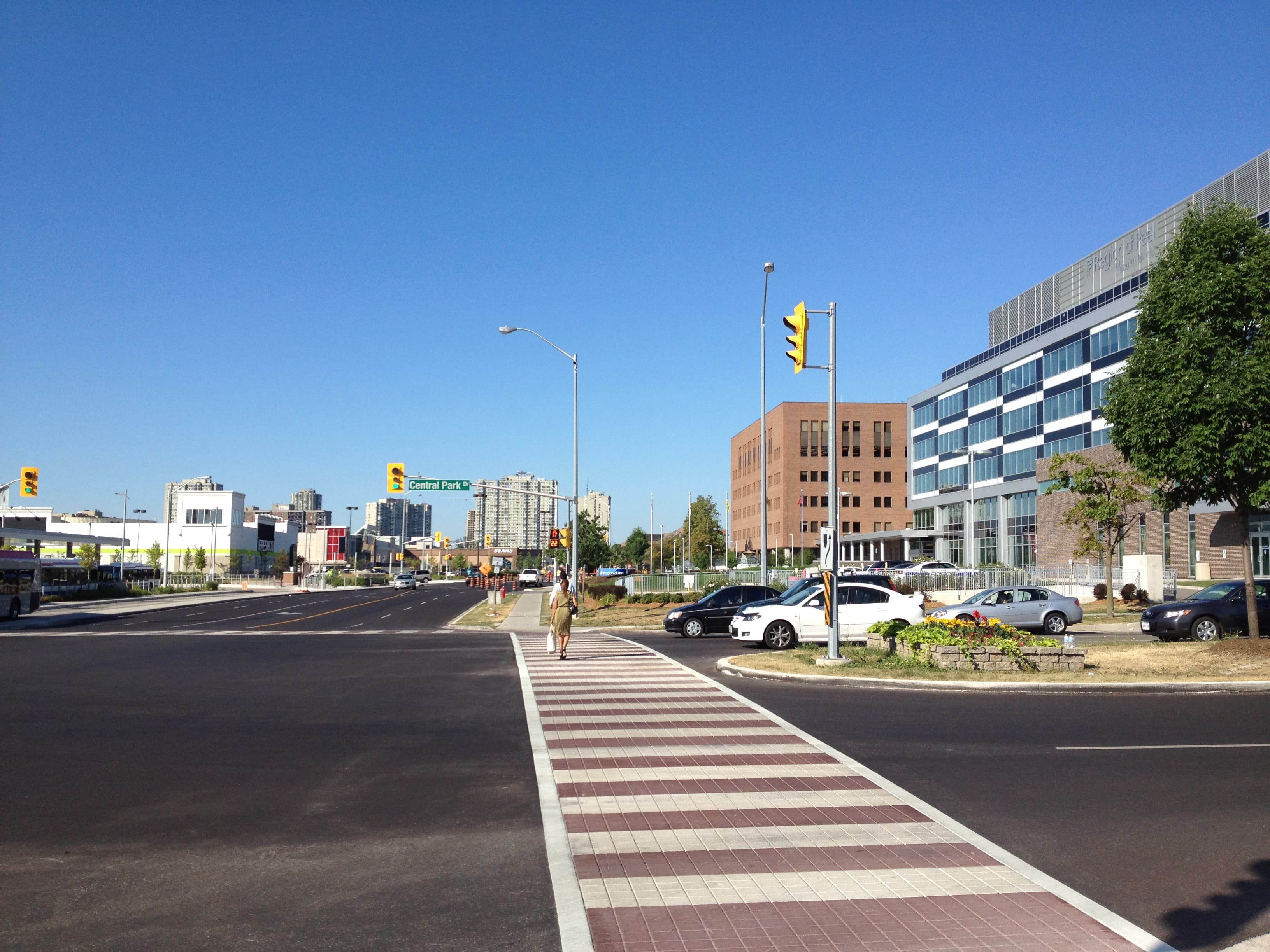 Crosswalks surface systems by HUB — Canadian installation — installation photo 6